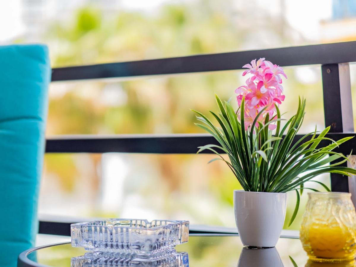 Cubo'S Apartamento Perla Del Sol Rosa Torremolinos Luaran gambar